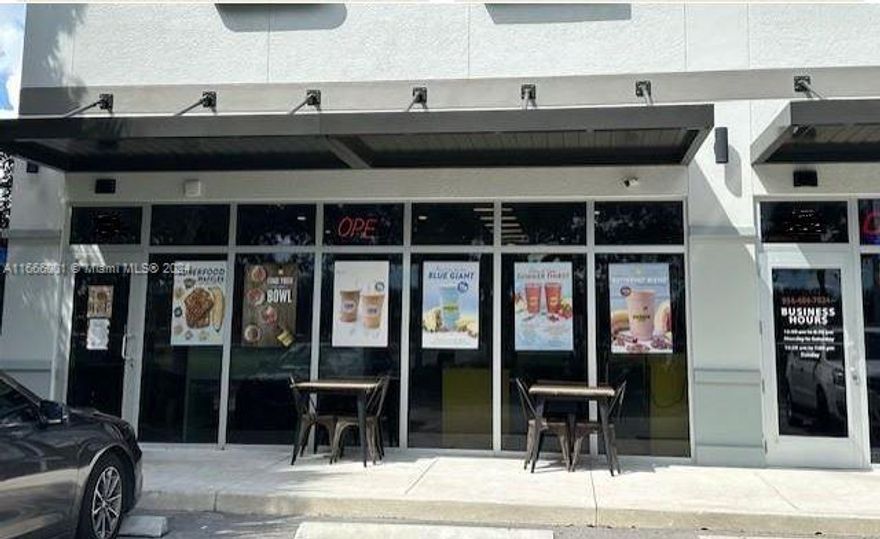 Very successful business for sale in the Pembroke Pines area with very supportive clientele. Business is an innovative and evolutionary natural fruits, yogurt and foods bar, etc.  Business is being sold with equipment, appliances, inventory, franchise and licenses. Business still has a ten years lease​​‌​​​​‌​‌​​​‌‌​​​‌‌‌​​‌​​‌‌​​​​ option.