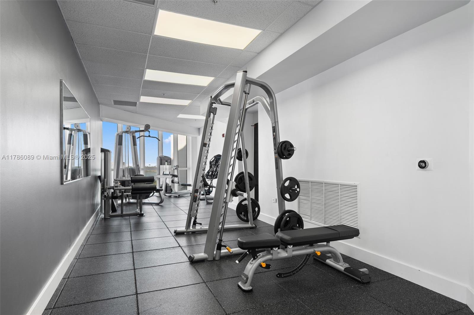 PLATINUM CONDO - Residential Lease