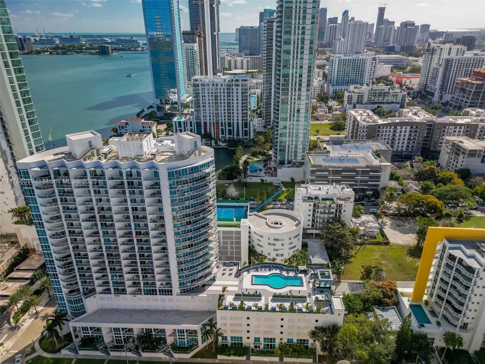 PLATINUM CONDO - Residential Lease