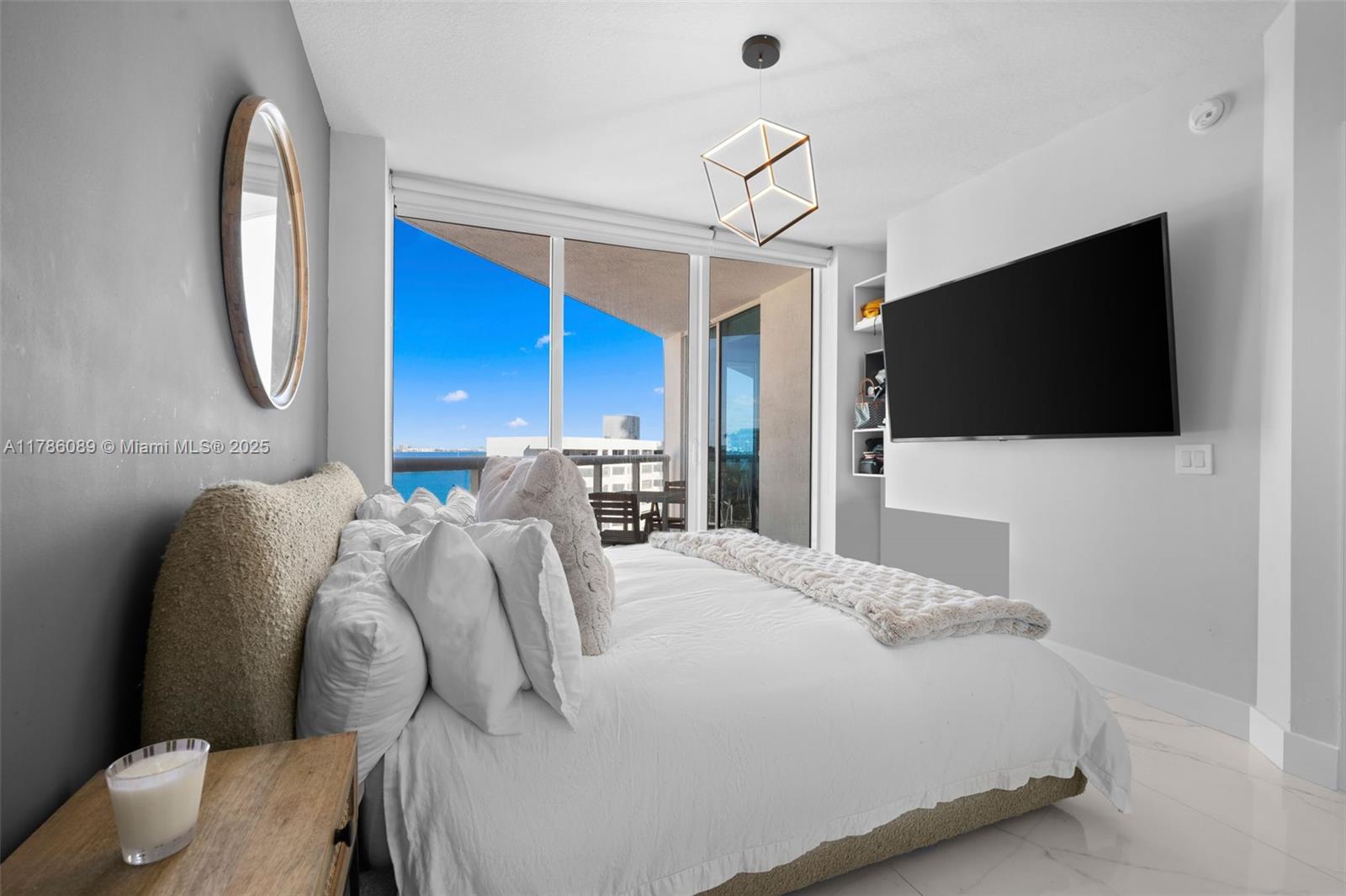 PLATINUM CONDO - Residential Lease