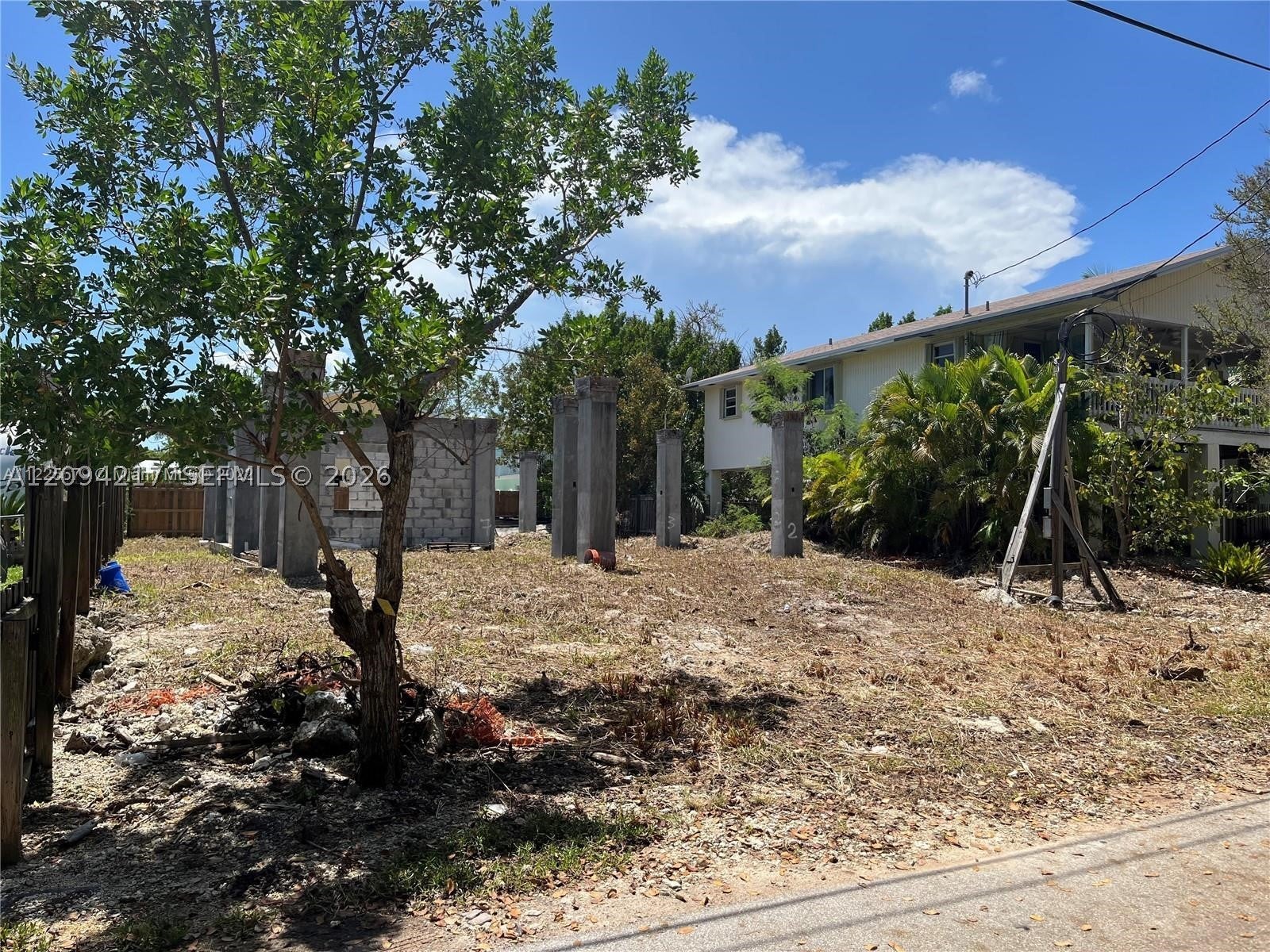 971 Valencia Rd