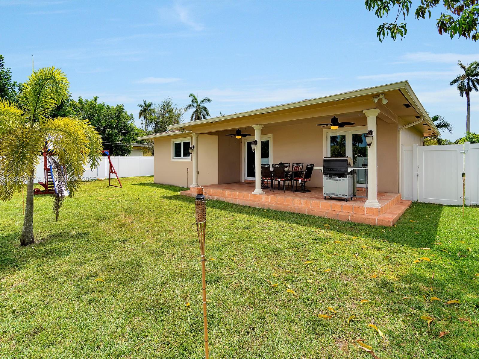 ORANGEBROOK GOLF ESTATES - Residential Lease