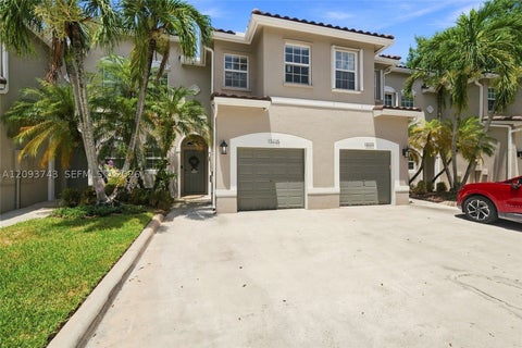 Photo of 13225 NW 7th Dr, Plantation, FL 33325 (MLS # A12093743)