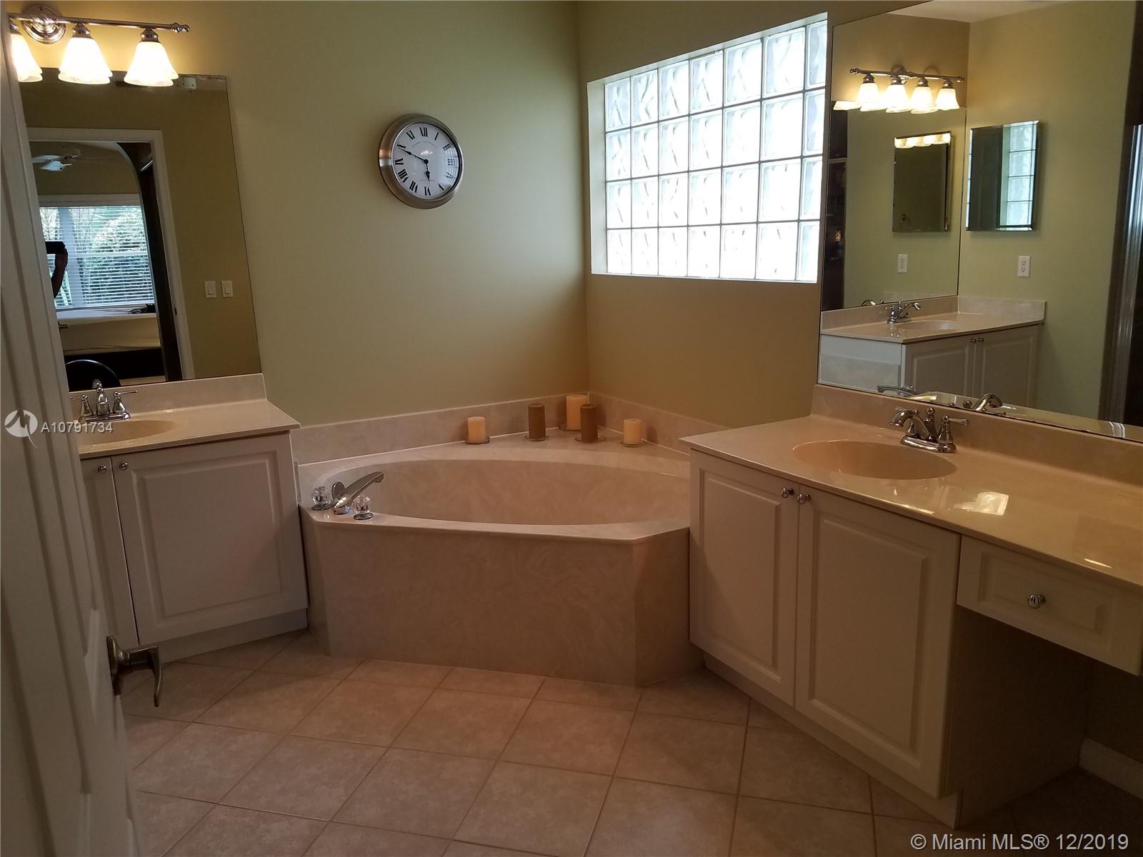 STERLING BRIDGE - Residential Lease