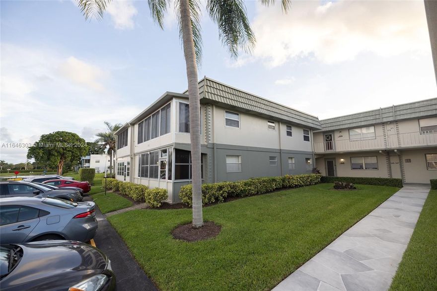 The one you have been waiting for in Kings Point. This is a beautiful 2 bed, 2 bath 1st floor corner unit, with  quartz countertops and stainless steel refrigerator, dishwasher. Closets organizers. New washer and dryer. This unit also has a whole house water filtration system just installed this year.