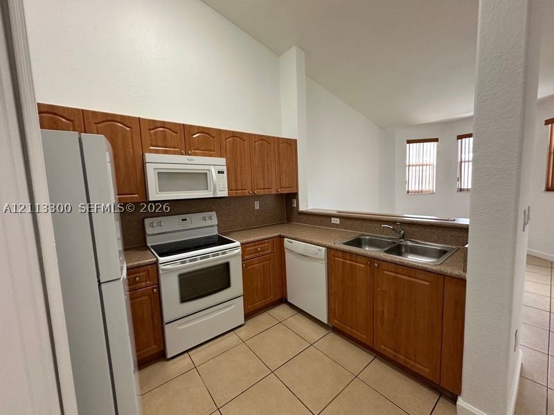 1661 SE 29th Ct 201