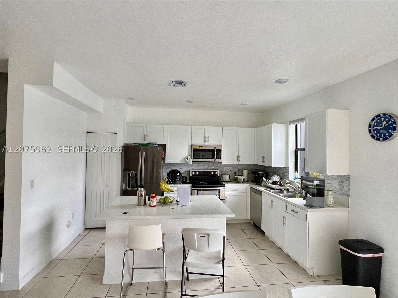 Undisclosed Address #A12075982, Davie FL 33314