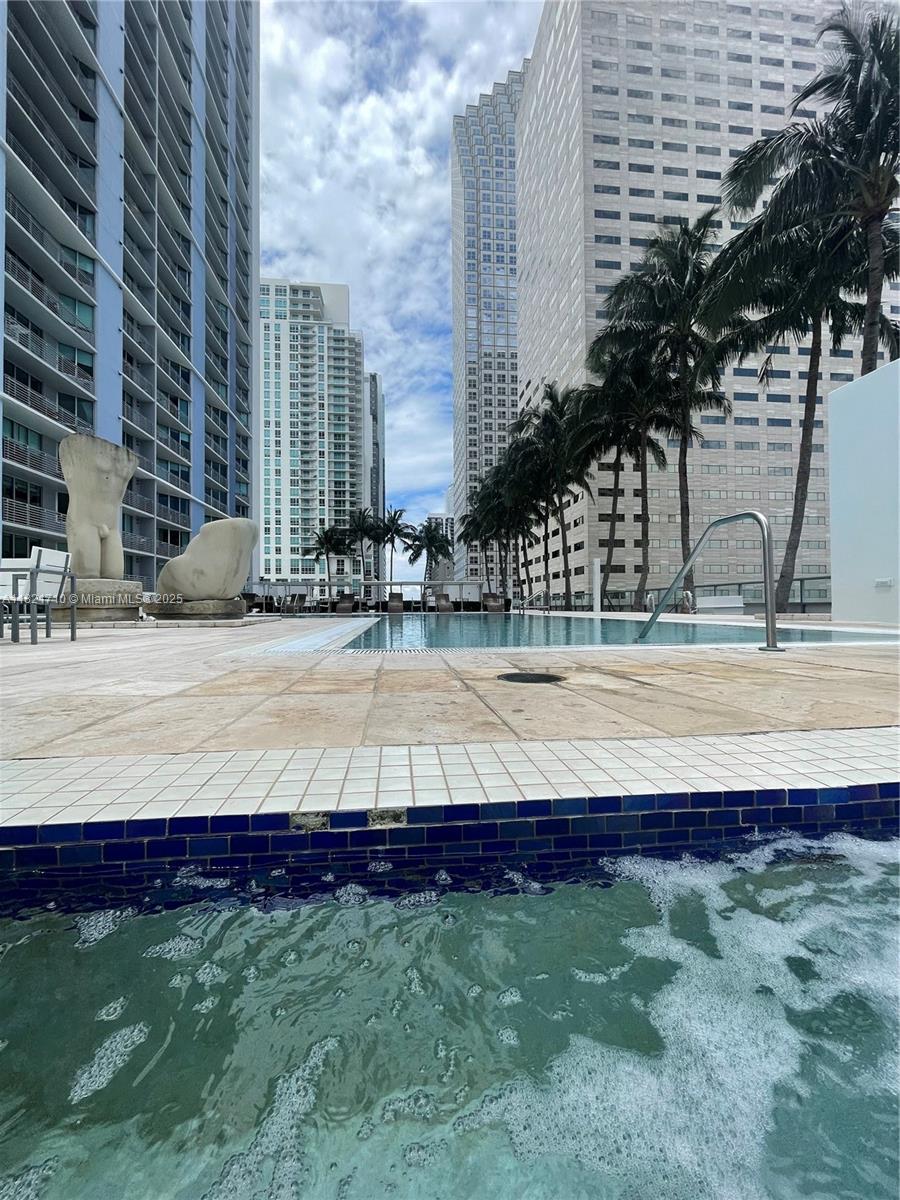 335 S Biscayne Blvd 3400