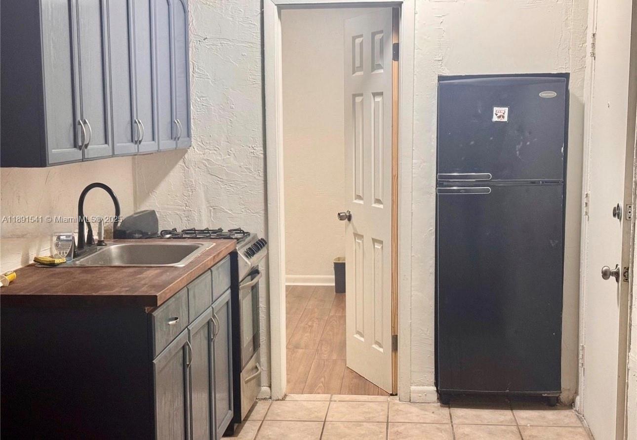 SOBE PHOENIX CONDO - Residential Lease