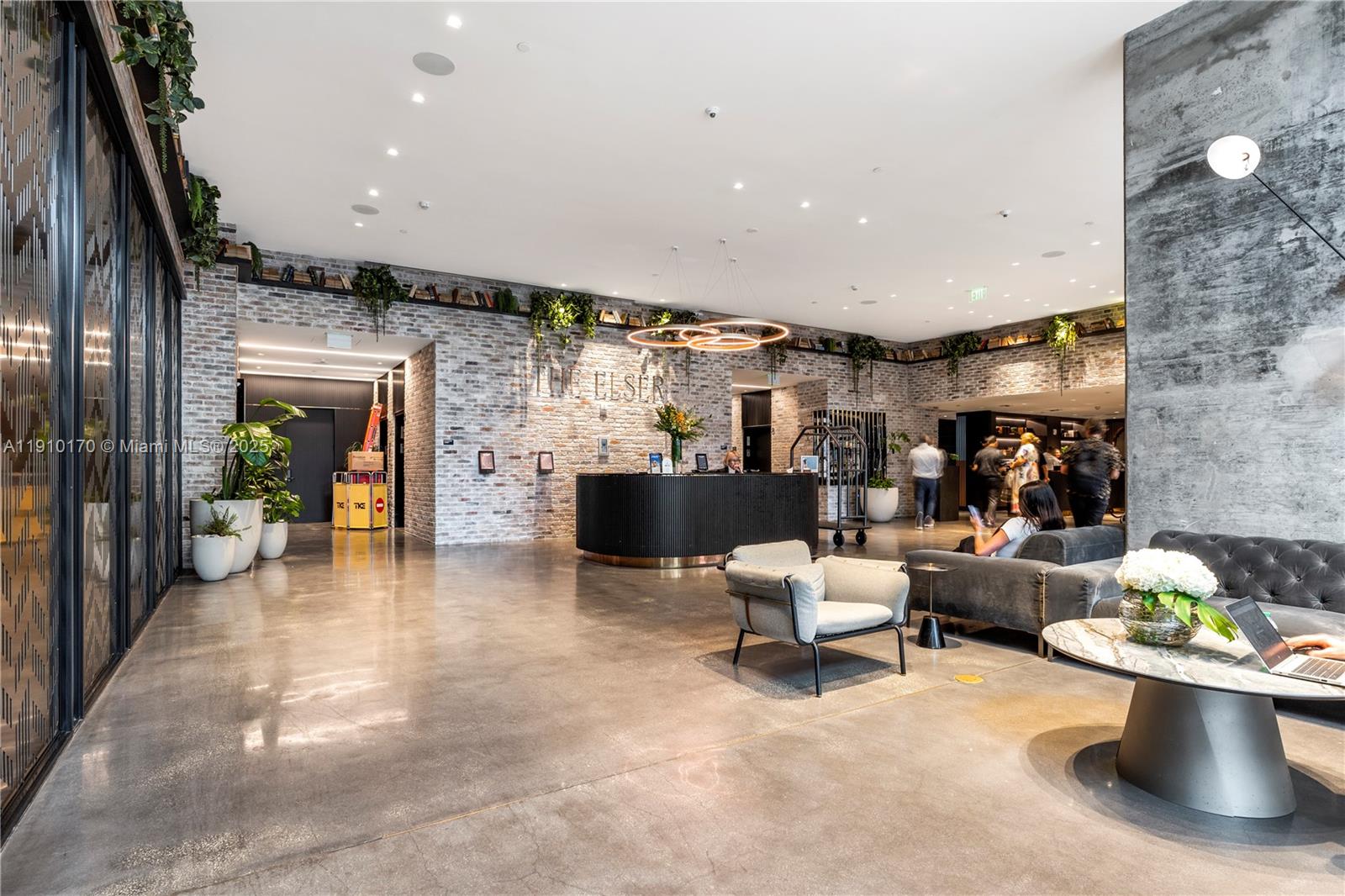 MAP OF MIAMI DADE CO. FL. - Residential Lease