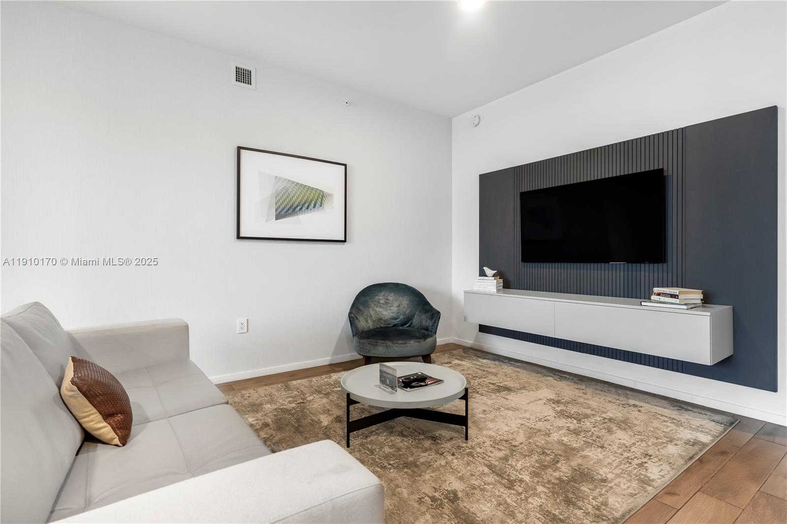 MAP OF MIAMI DADE CO. FL. - Residential Lease