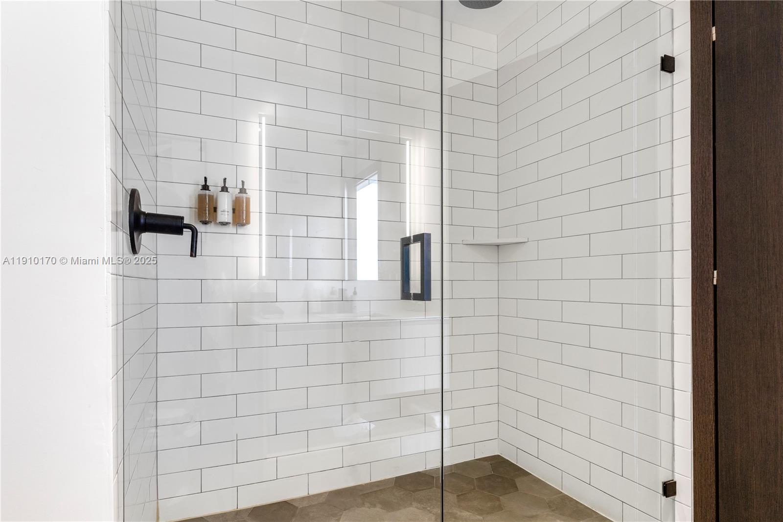 MAP OF MIAMI DADE CO. FL. - Residential Lease