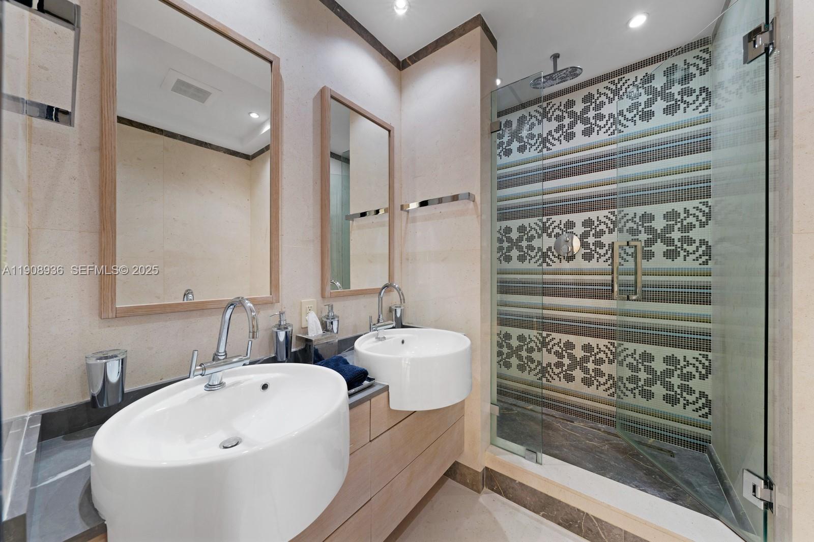 BAL HARBOUR NORTH SOUTH C - Residential