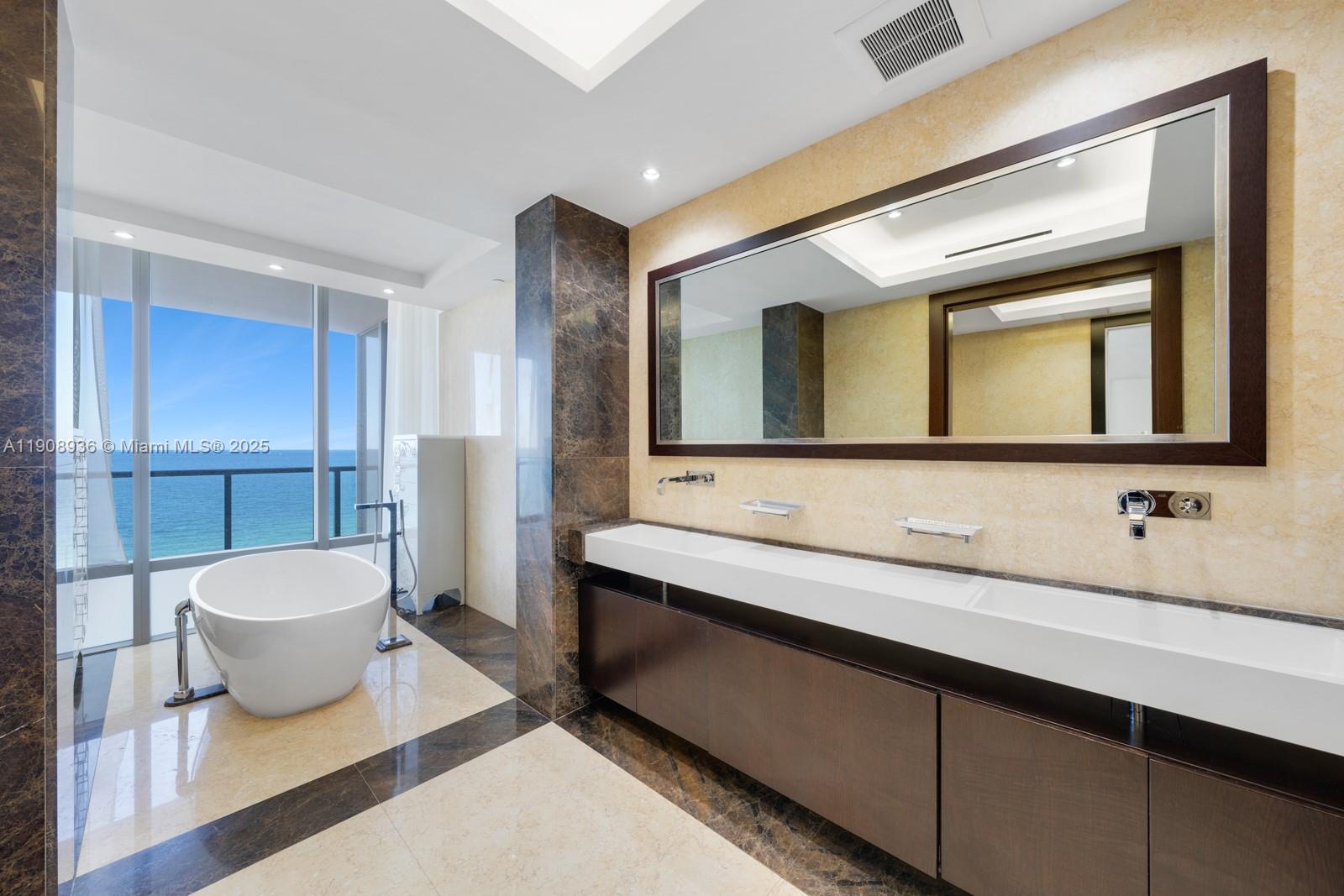 BAL HARBOUR NORTH SOUTH C - Residential