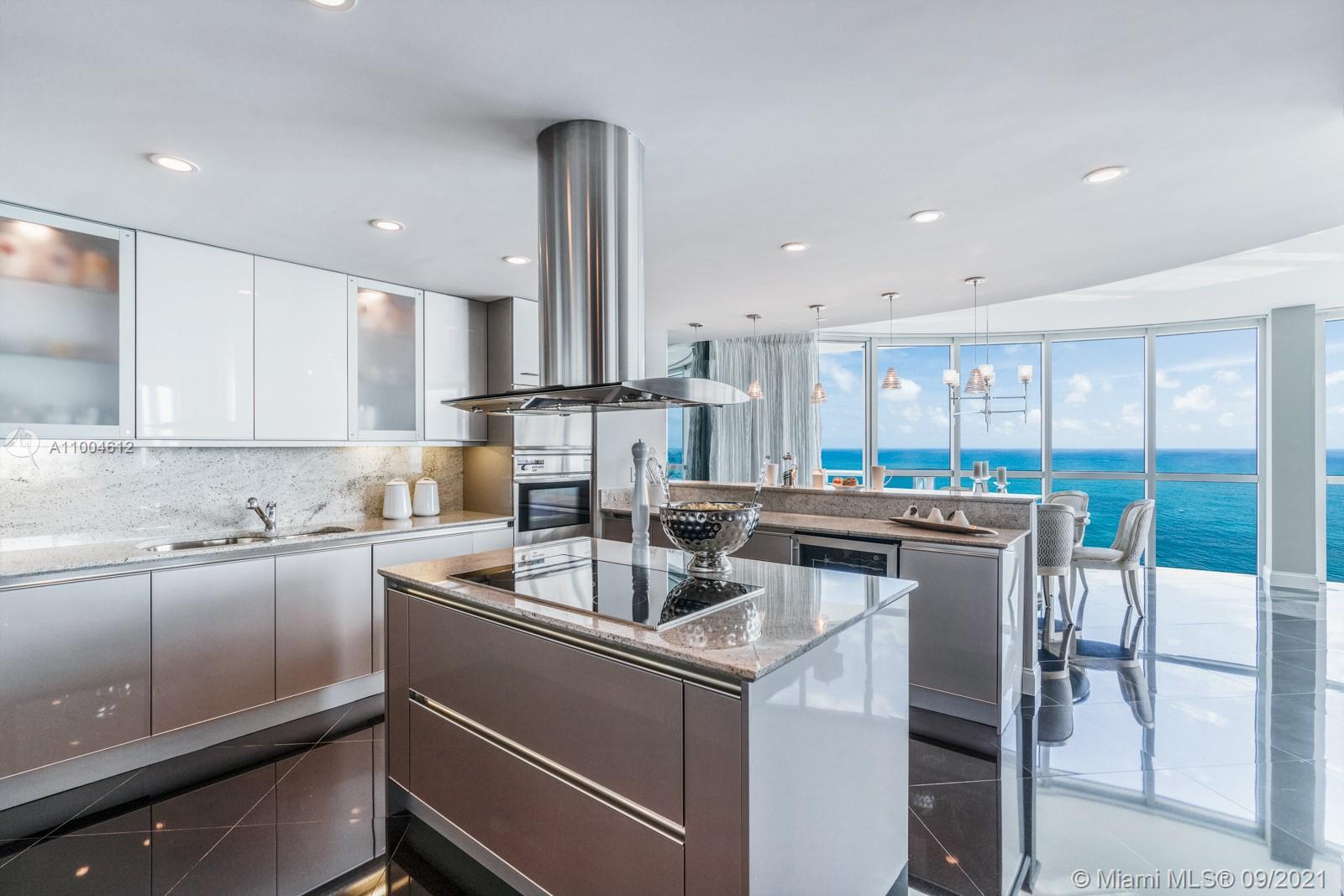 AQUAZUL CONDO - Residential