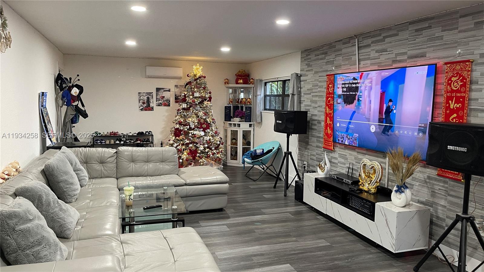 NORWOOD 3RD ADDN SEC 2 - Residential