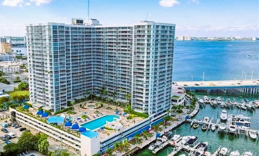 For Rent – Grandview Palace | North Bay Village
2 Bed | 2 Bath | Bayfront Building | Available Now
Live the Miami lifestyle in this beautiful 2-bedroom, 2-bathroom apartment located in the sought-after Grandview Palace in North Bay Village. This spacious unit offers comfort, convenience, and spectacular bayfront surroundings.
Unit Features:
• 2 Bedrooms / 2 Full Bathrooms
• Open floor plan with generous living space
• Private balcony with partial bay and city views
• Tile
• kitchen with stainless steel appliances
• Walk-in closets and ample storage
• Washer/Dryer hook up
Building Amenities:
• Waterfront pool ,​​‌​​​​‌​‌​​​‌‌​​​‌‌‌​​‌​​‌‌​​​​ jacuzzi