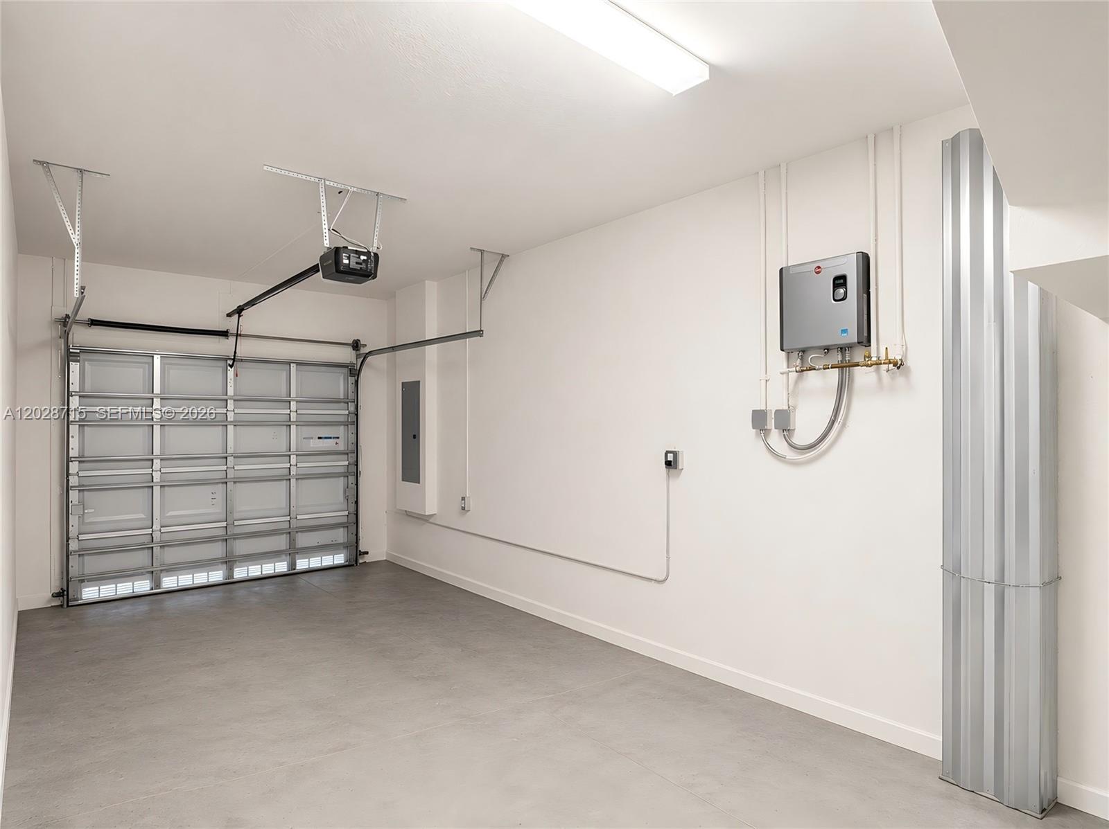 AQUABELLA NORTH - Residential