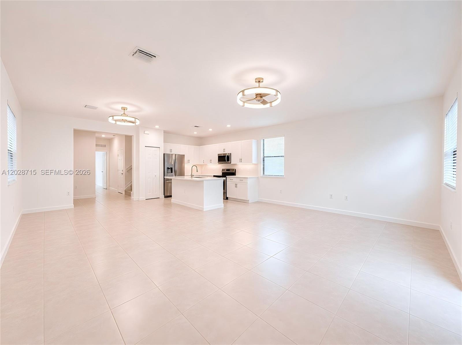 AQUABELLA NORTH - Residential
