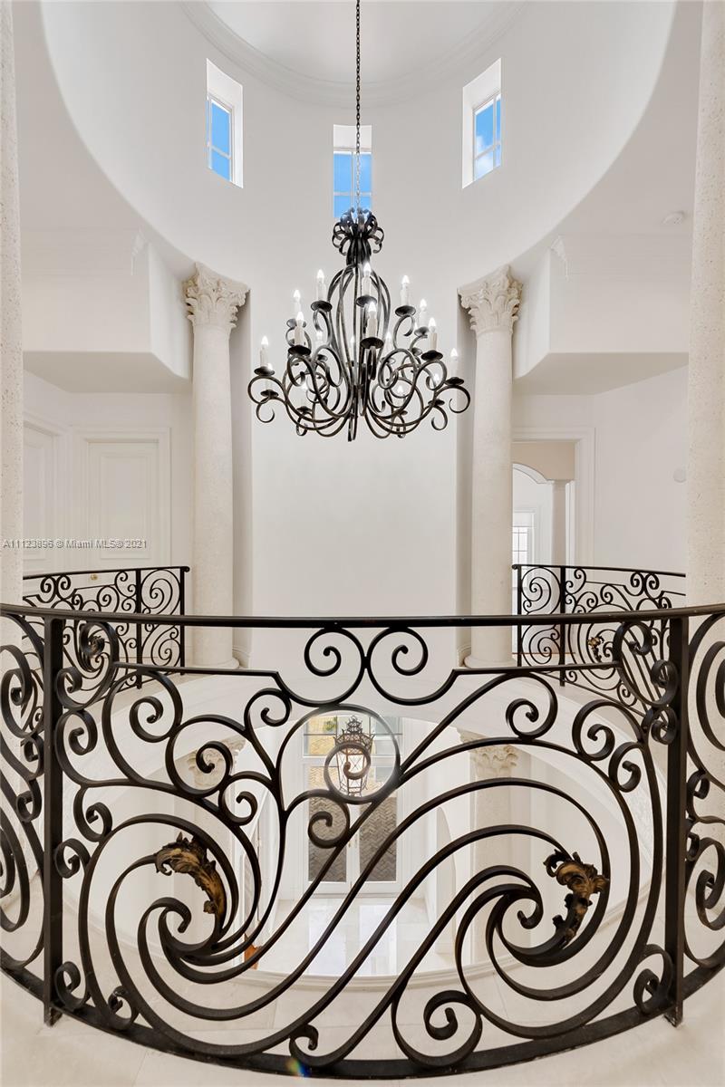 ISLAND ESTATES - Residential