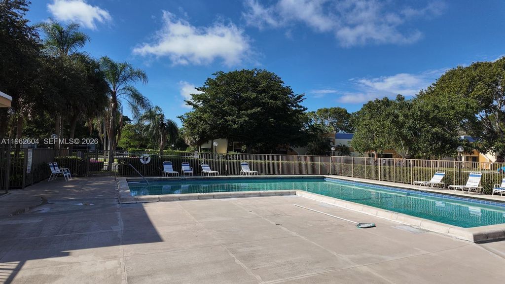 Photo of 177 Lakeview Dr #103, Weston, FL 33326 (MLS # A11962604)