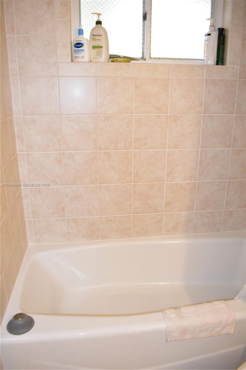 SUNRISE LAKES 143 CONDO - Residential