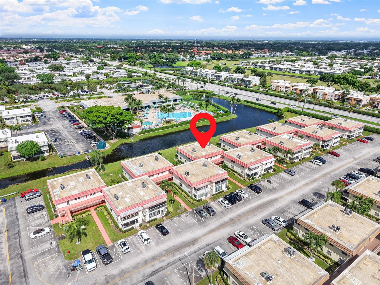 KINGS POINT SAXONY CONDOS - Residential