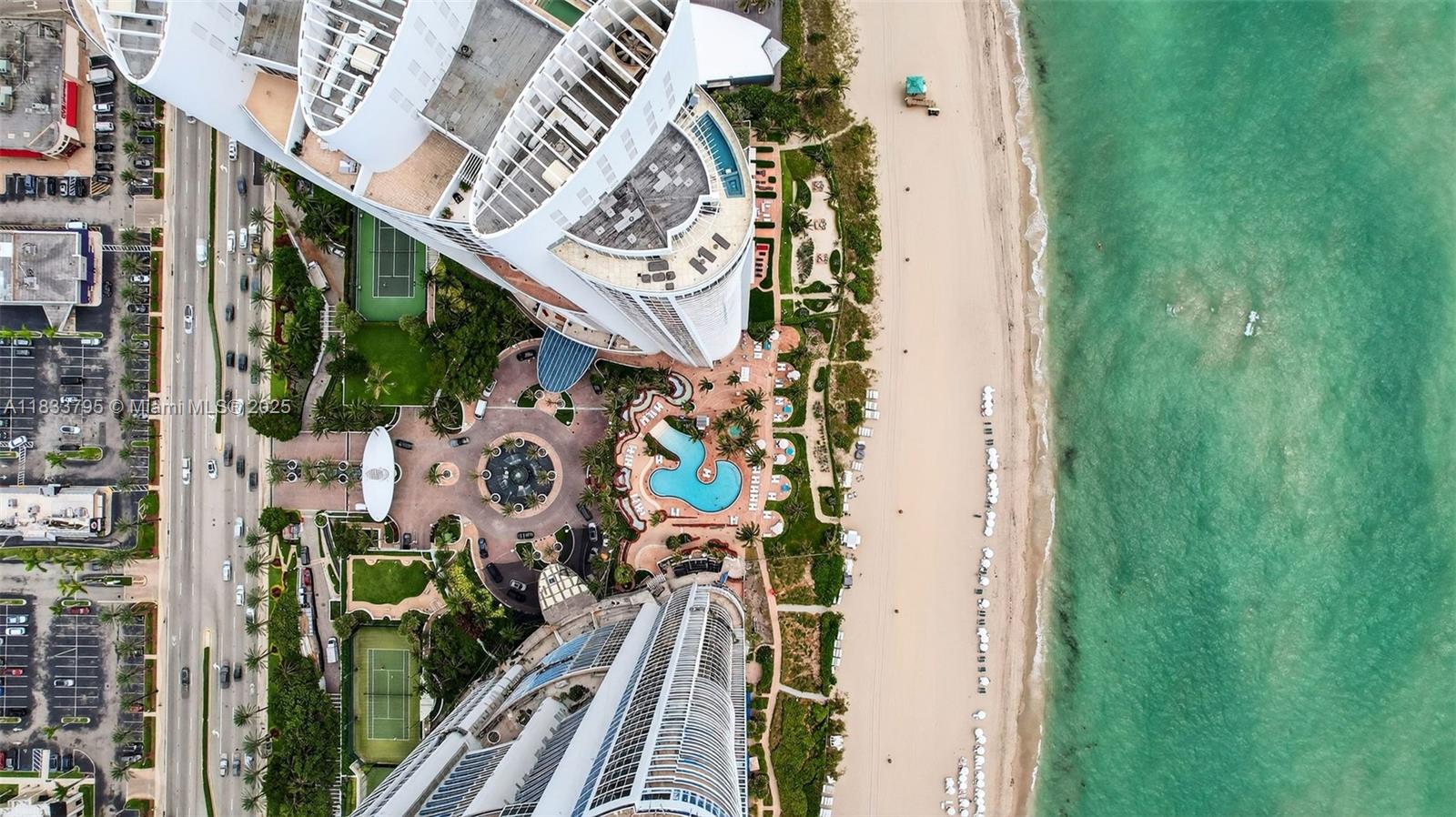 TRUMP ROYALE CONDO - Residential