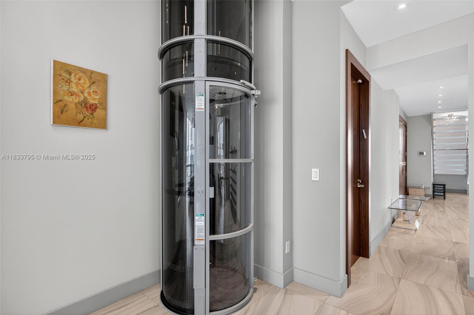 TRUMP ROYALE CONDO - Residential