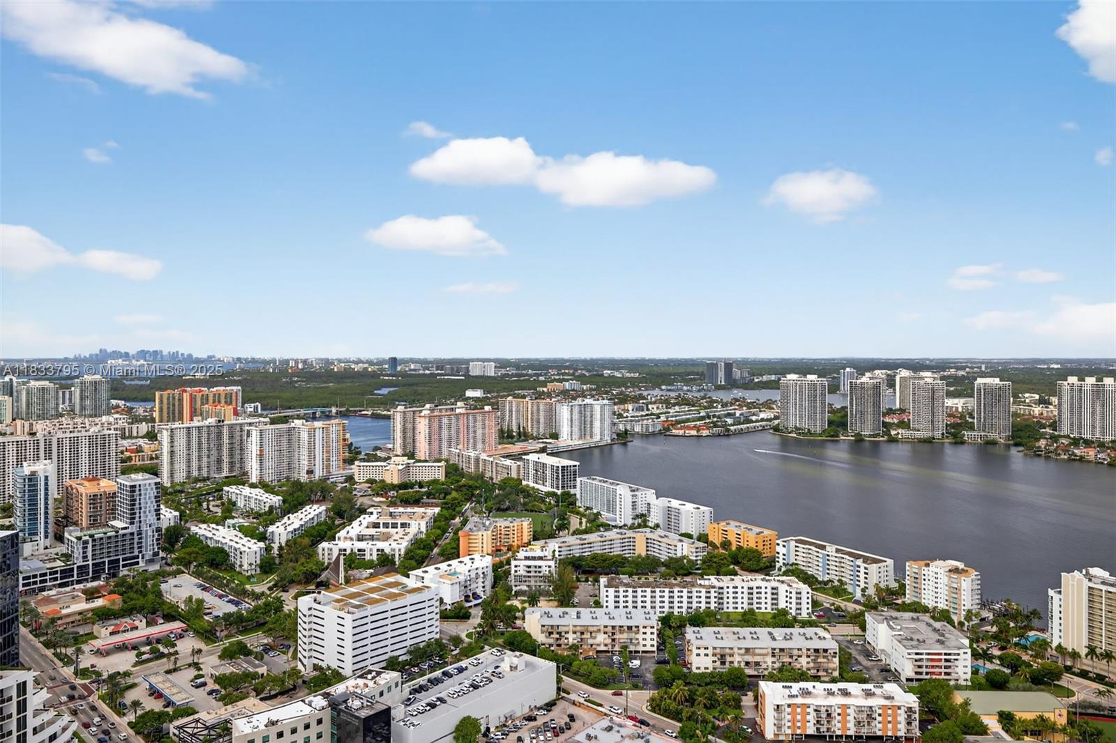 TRUMP ROYALE CONDO - Residential