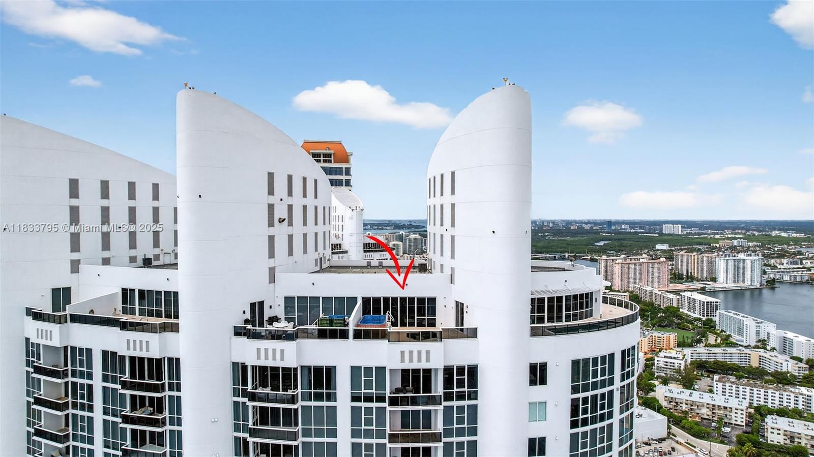 TRUMP ROYALE CONDO - Residential