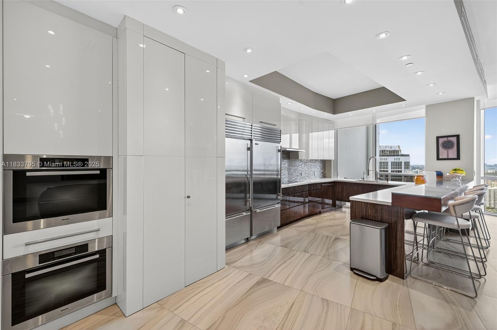 18201 Collins Ave TS2 & TS3