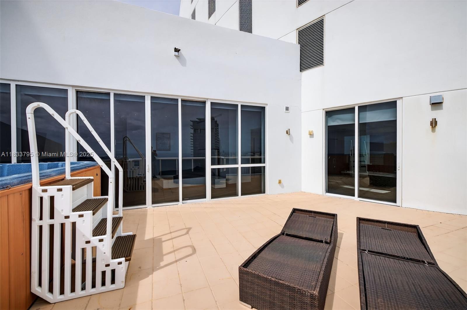 TRUMP ROYALE CONDO - Residential