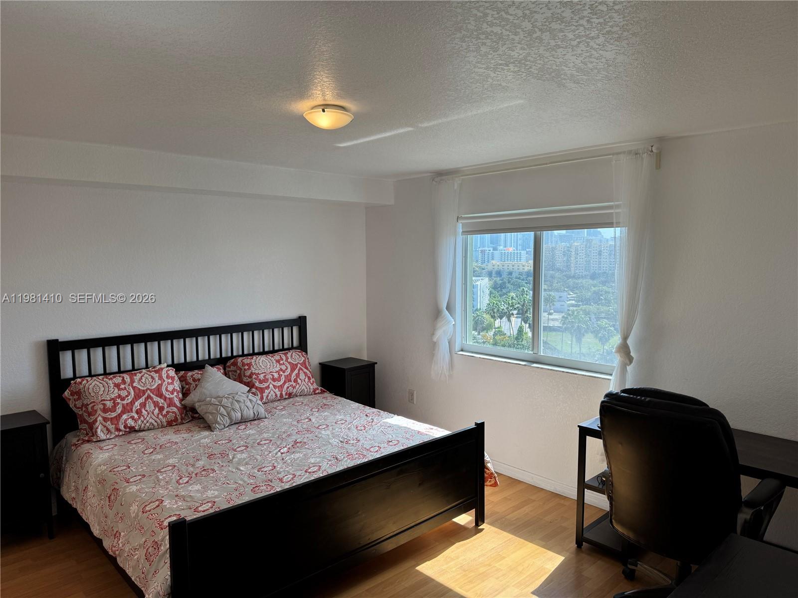 SEYBOLD POINTE CONDO - Residential Lease