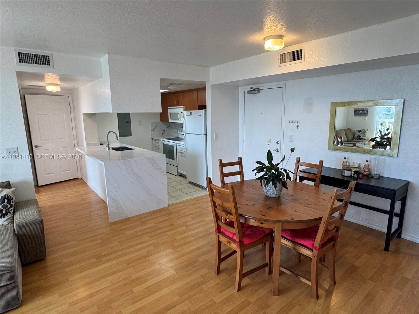 SEYBOLD POINTE CONDO - Residential Lease