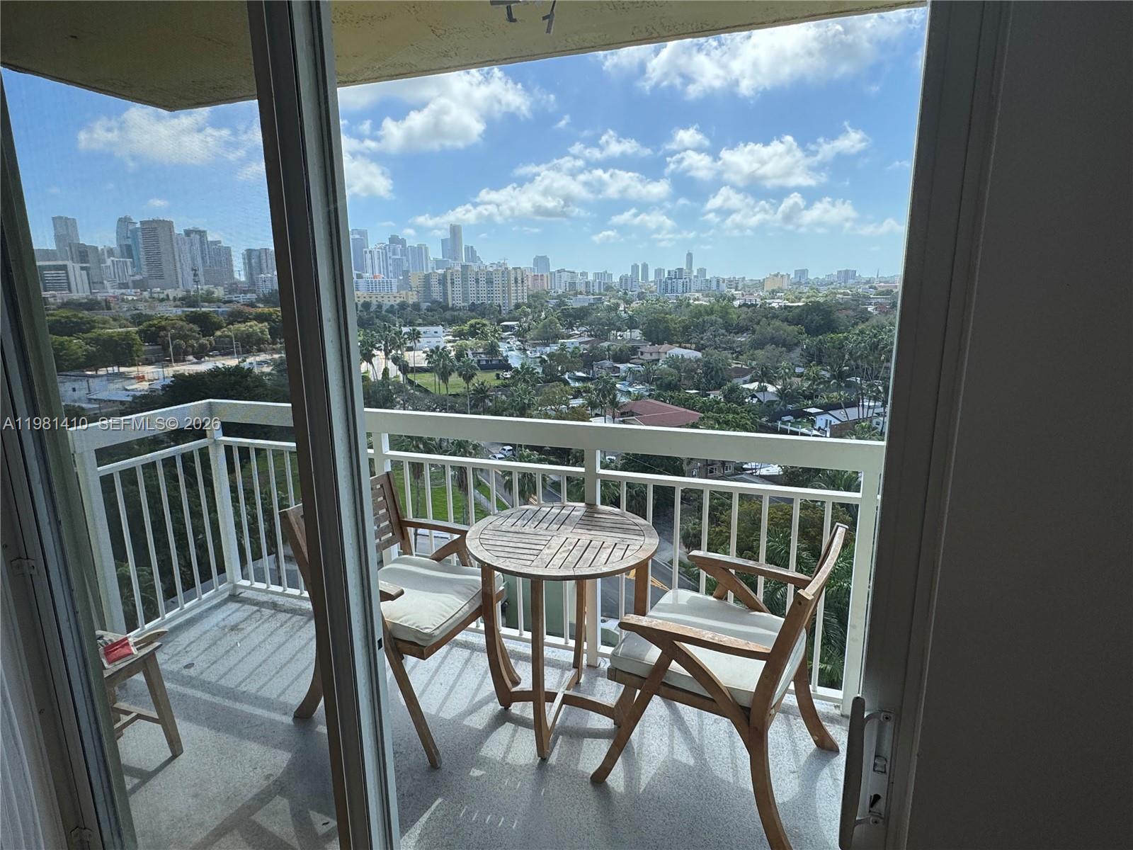 SEYBOLD POINTE CONDO - Residential Lease