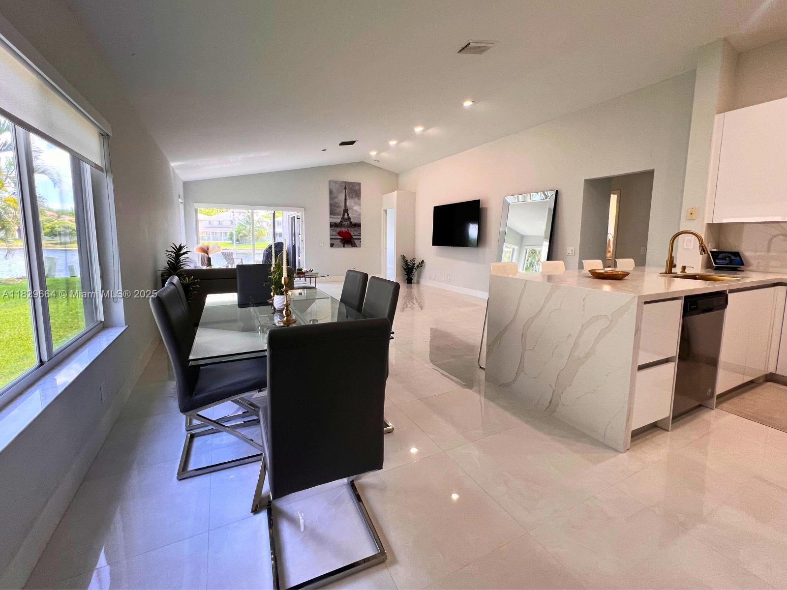 4394 Mahogany Ridge Dr