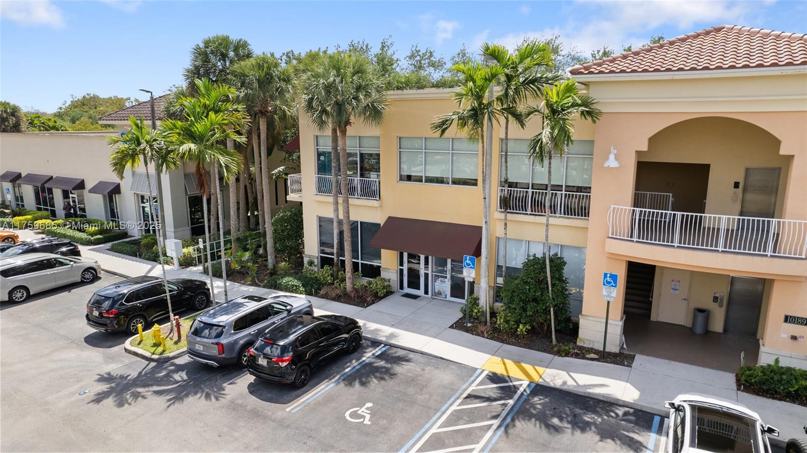 View photos, virtual tours, details... 10189 Cleary Blvd 101