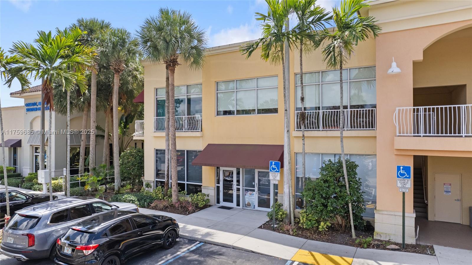 View photos, virtual tours, details... 10189 Cleary Blvd 101