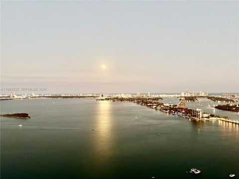 1800 N Bayshore Dr 4209 Miami FL 33132