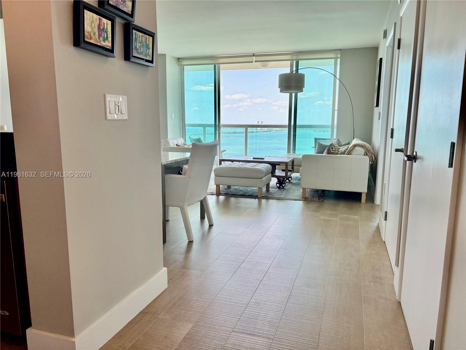 1800 N Bayshore Dr 4209