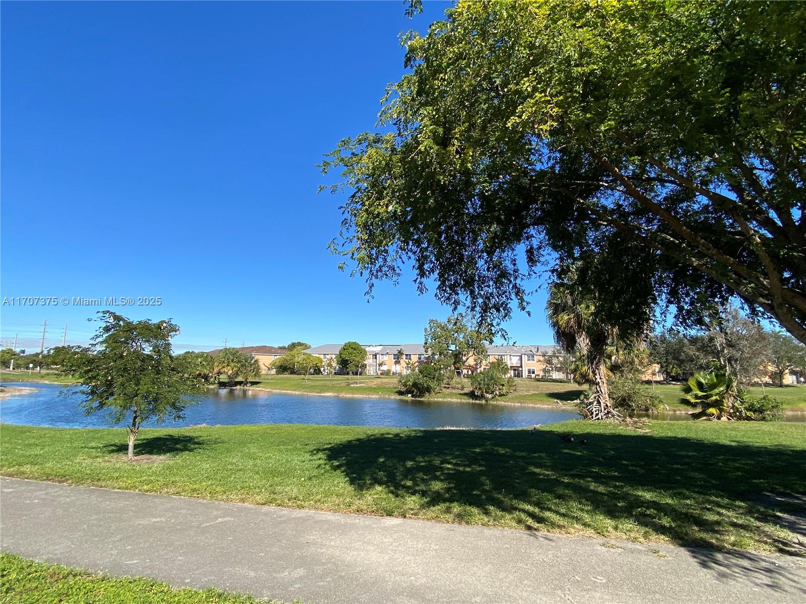 SHOMA VILLAS II AT COUNTR - Residential