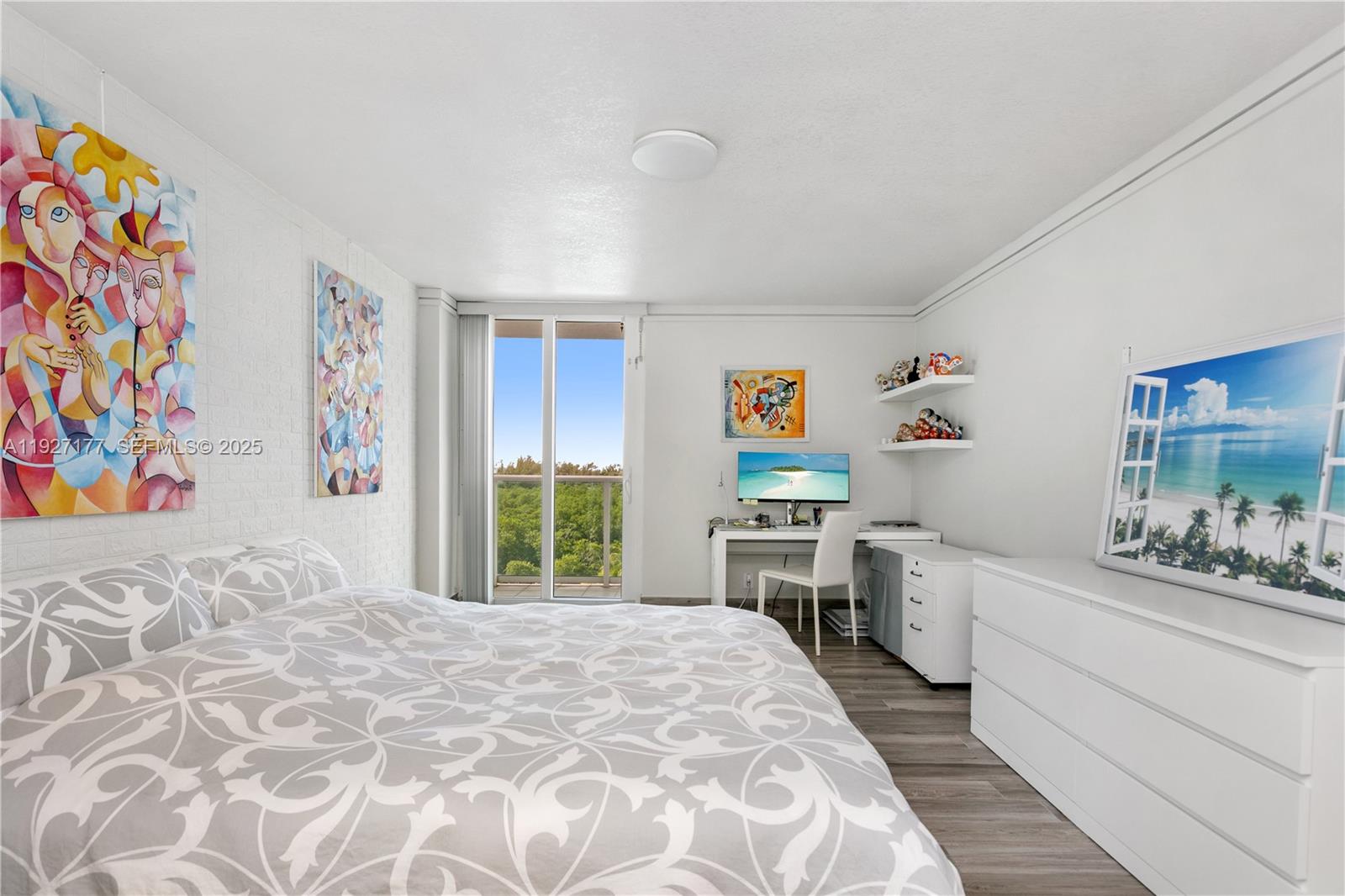 ARLEN HOUSE EAST CONDO - Residential