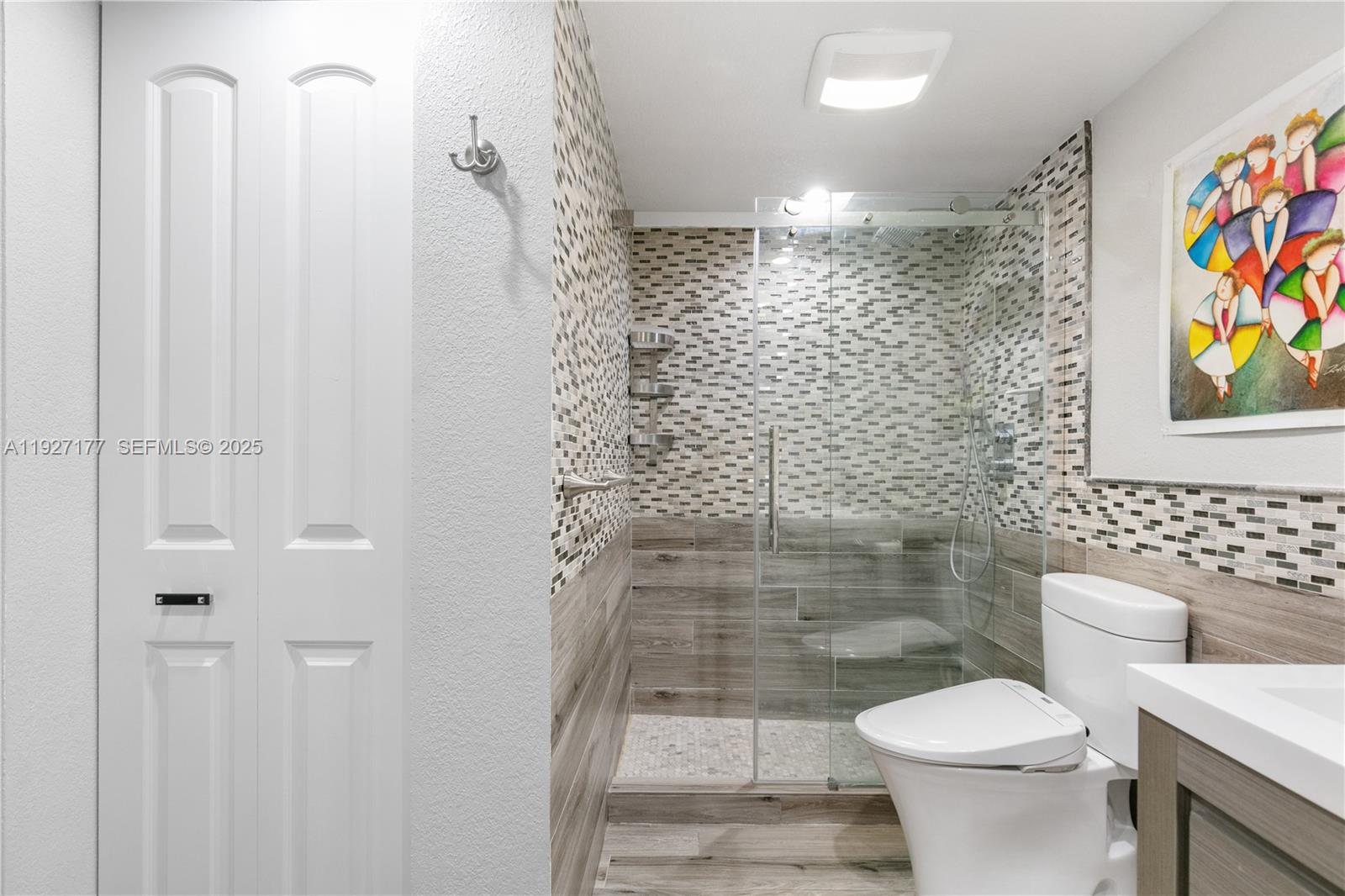 ARLEN HOUSE EAST CONDO - Residential