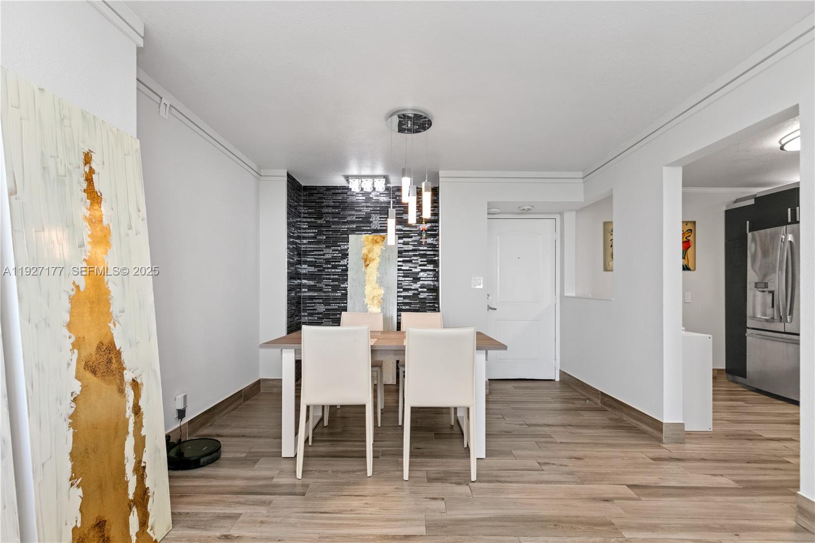 ARLEN HOUSE EAST CONDO - Residential