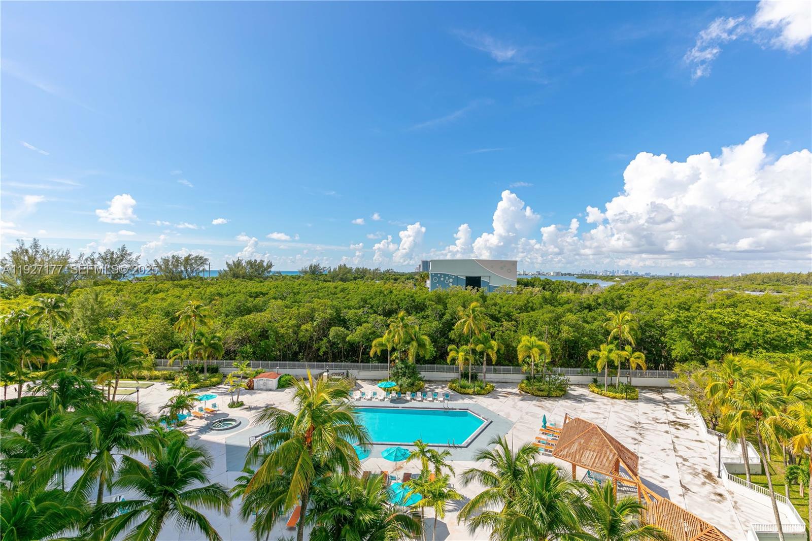 ARLEN HOUSE EAST CONDO - Residential