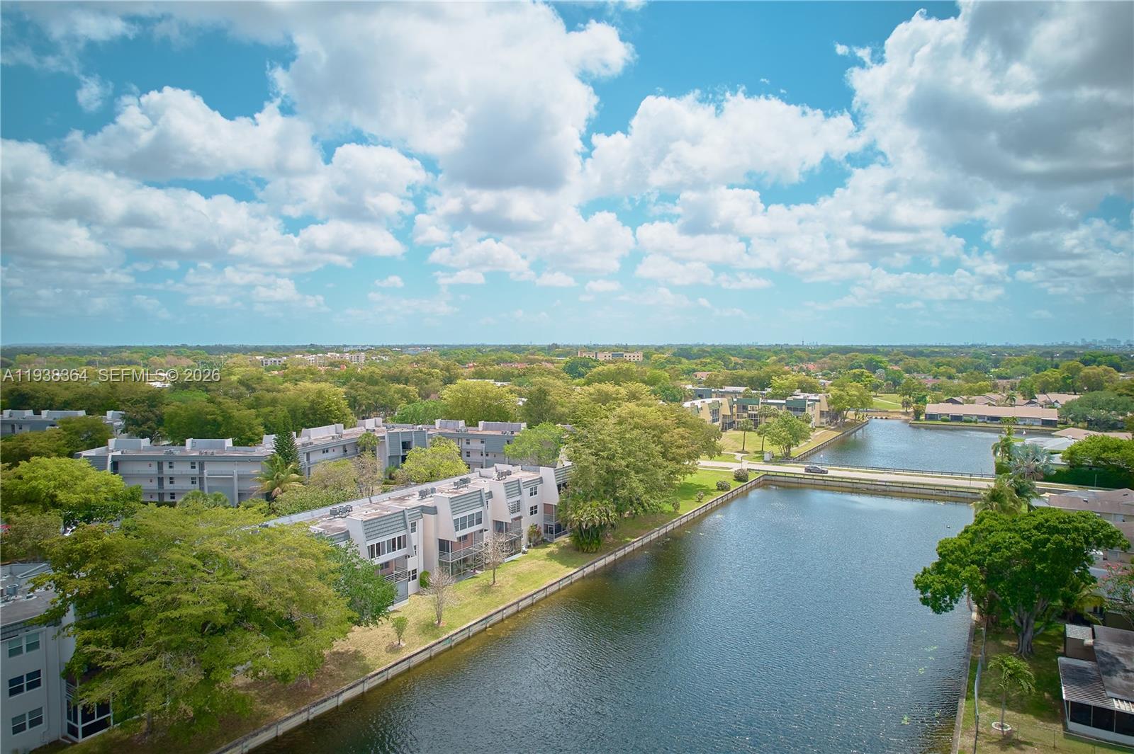 LIME BAY CONDOMINIUM 6 - Residential