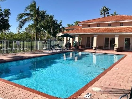 HAWKSNEST - Residential Lease