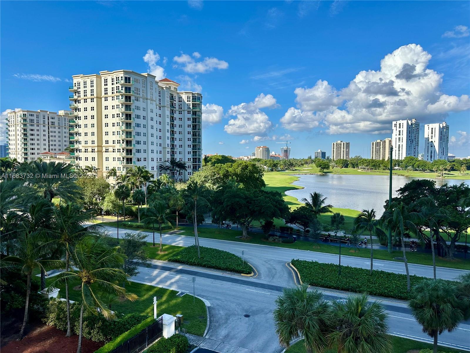 THE LANDMARK CONDO - Residential