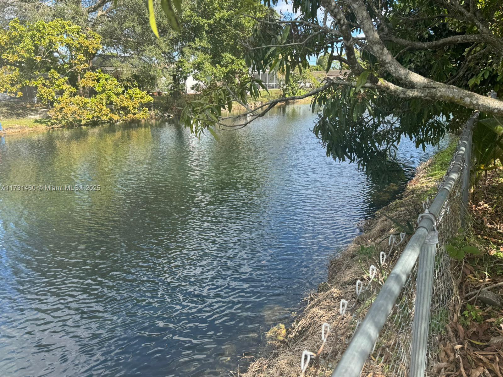 SUNRISE GOLF VILLAGE SEC - Residential